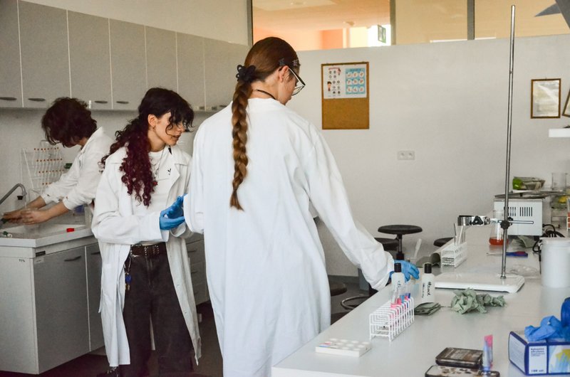 542715928_1325939682876181_4155556885851661437_n